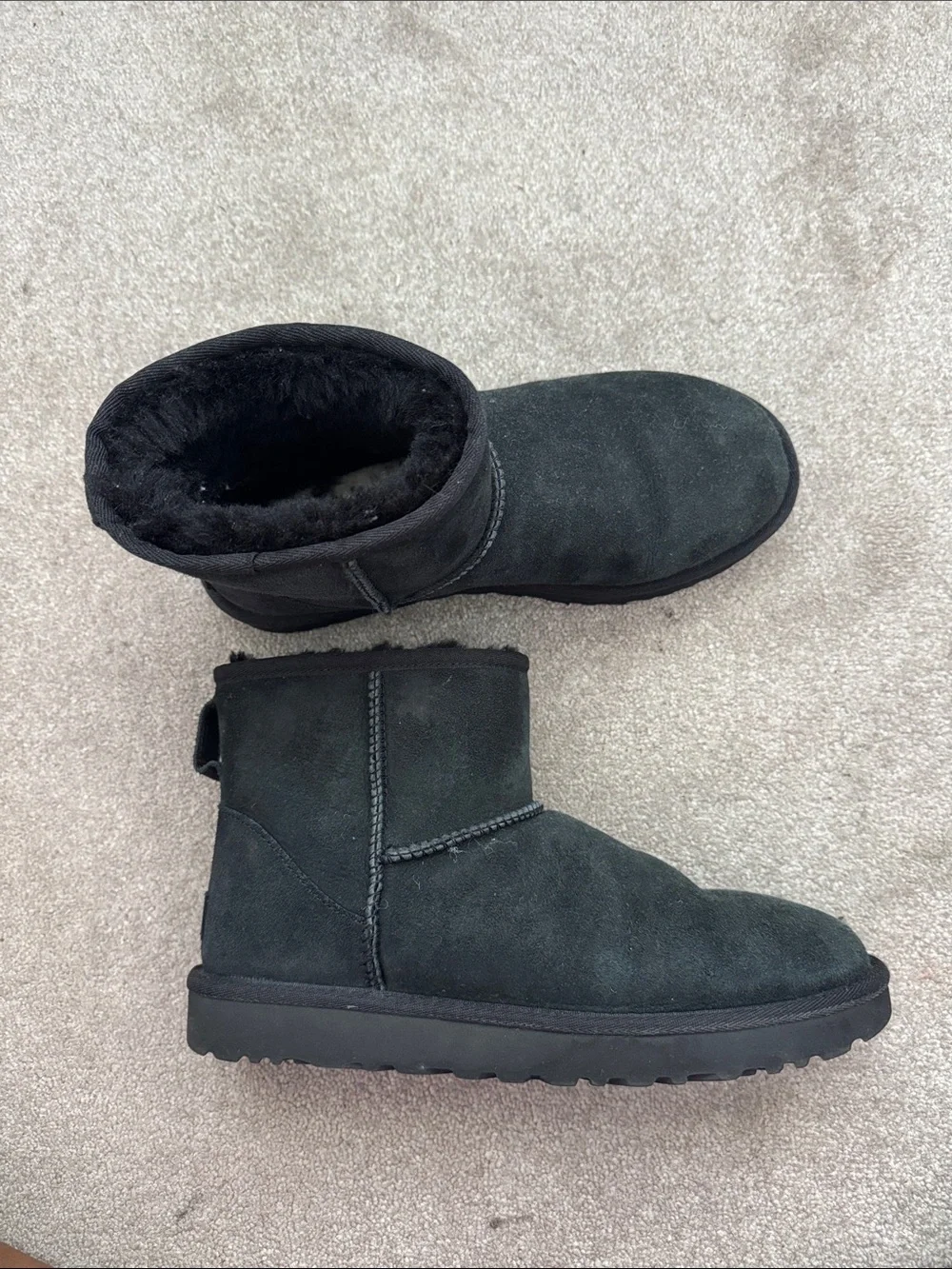 UGG Classic Mini II Black Size 9